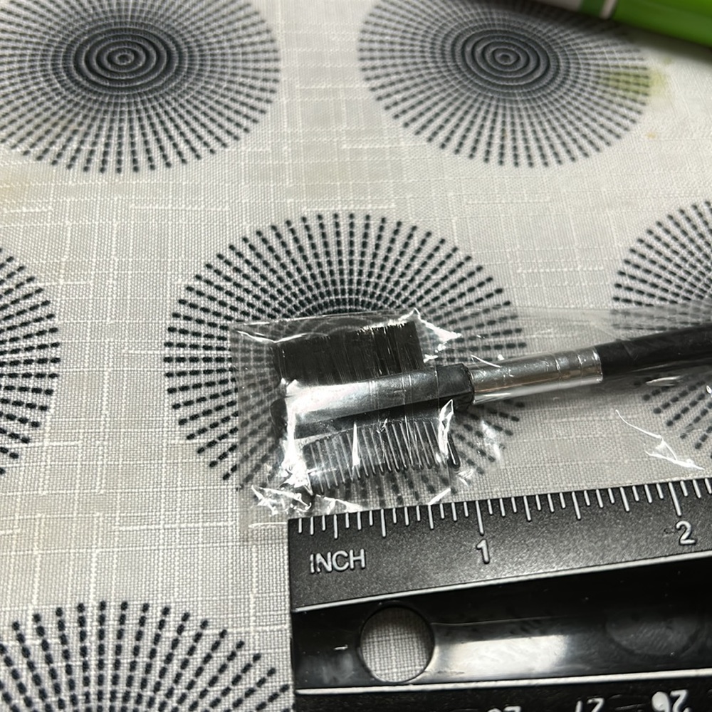 Make up bundle - Picture 13 of 13